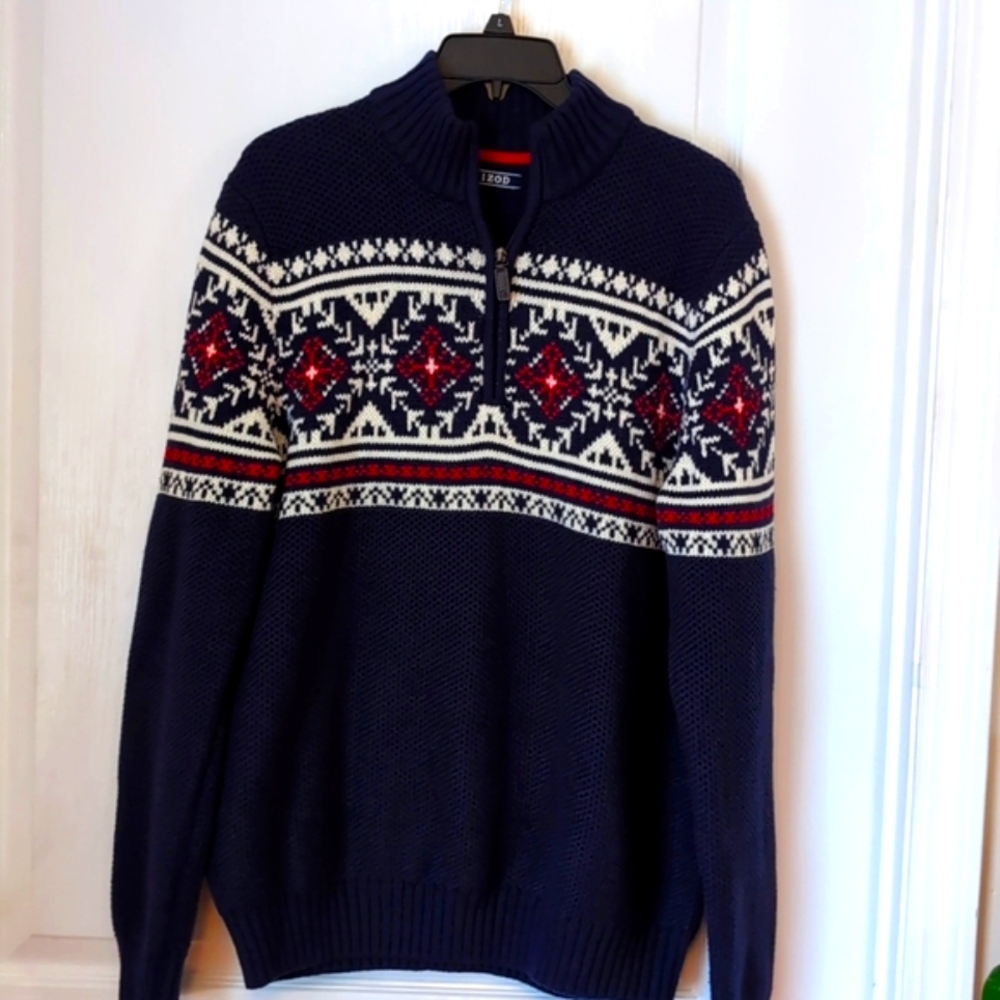 Izod  1/4 Zip Pullover Sweater. Size Large. Navy Blue Winter Snowflake